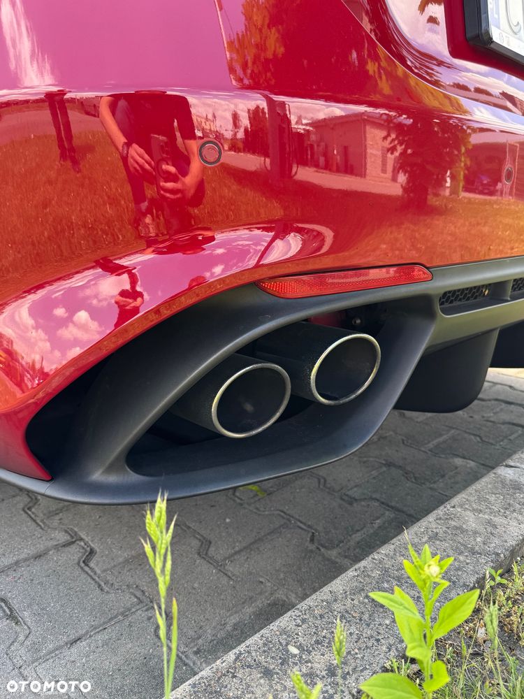Alfa Romeo Giulia 2.9 Bi Turbo V6 Quadrifoglio - 21