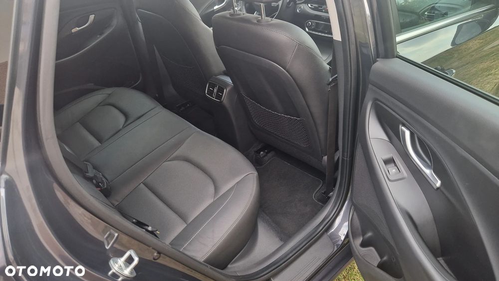 Hyundai i30 1.5 T-GDI 48V-Hybrid Advantage - 7