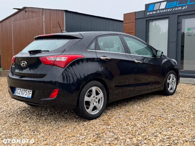 Hyundai i30 - 22
