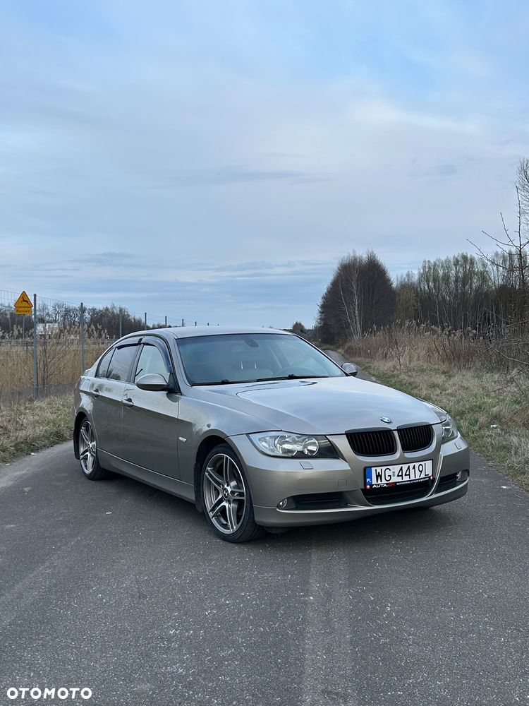 BMW Seria 3 320i Edition Sport - 10