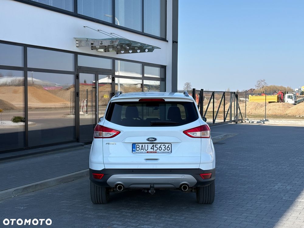 Ford Kuga - 10