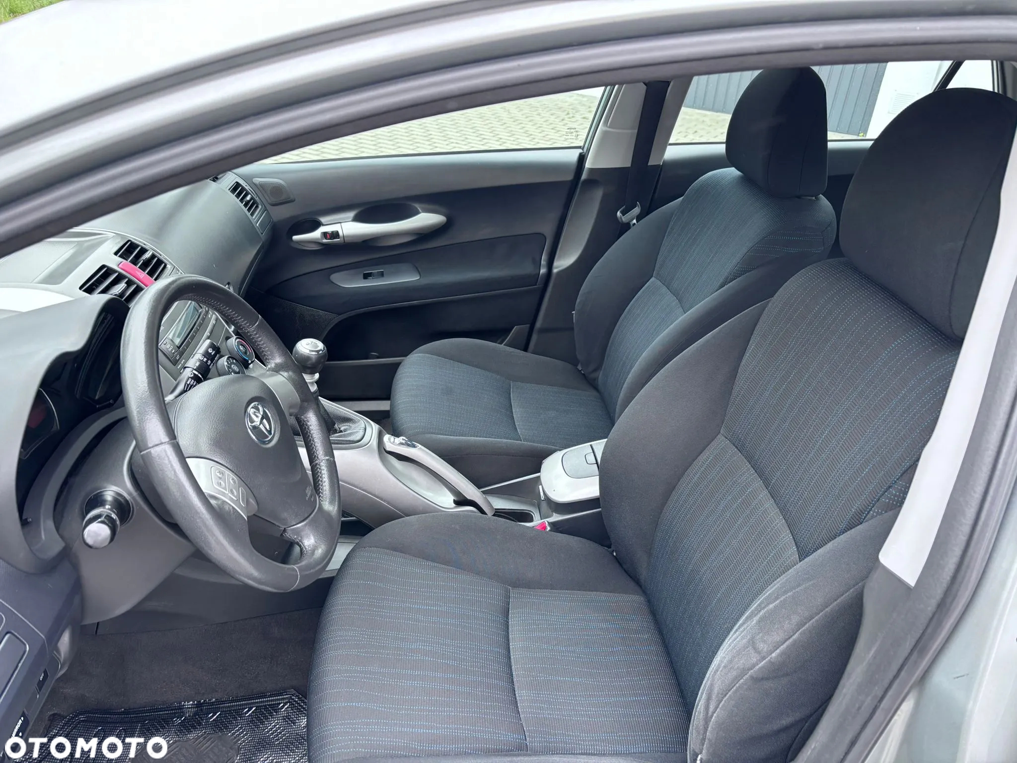 Toyota Auris - 5