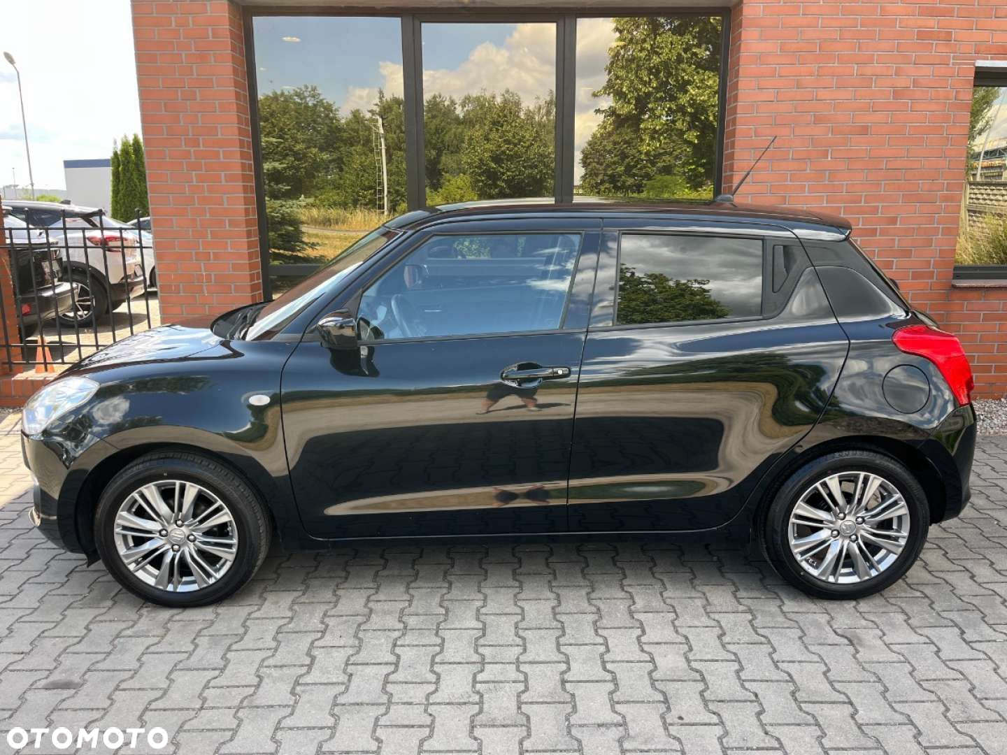 Suzuki Swift 1.2 Premium - 26