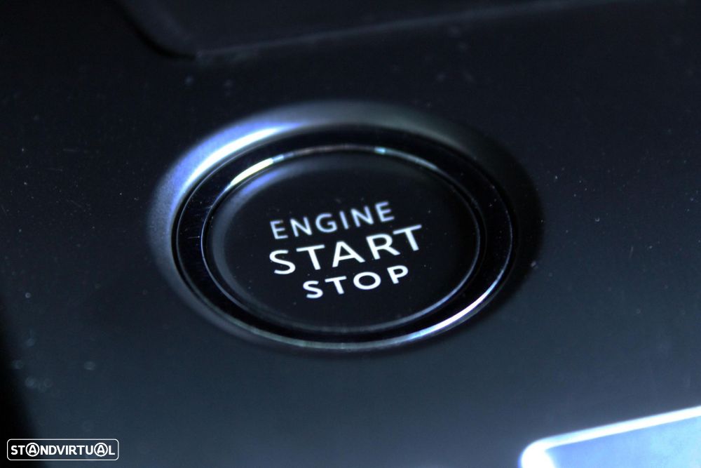 Peugeot 308 1.2 PureTech Allure EAT8 - 25