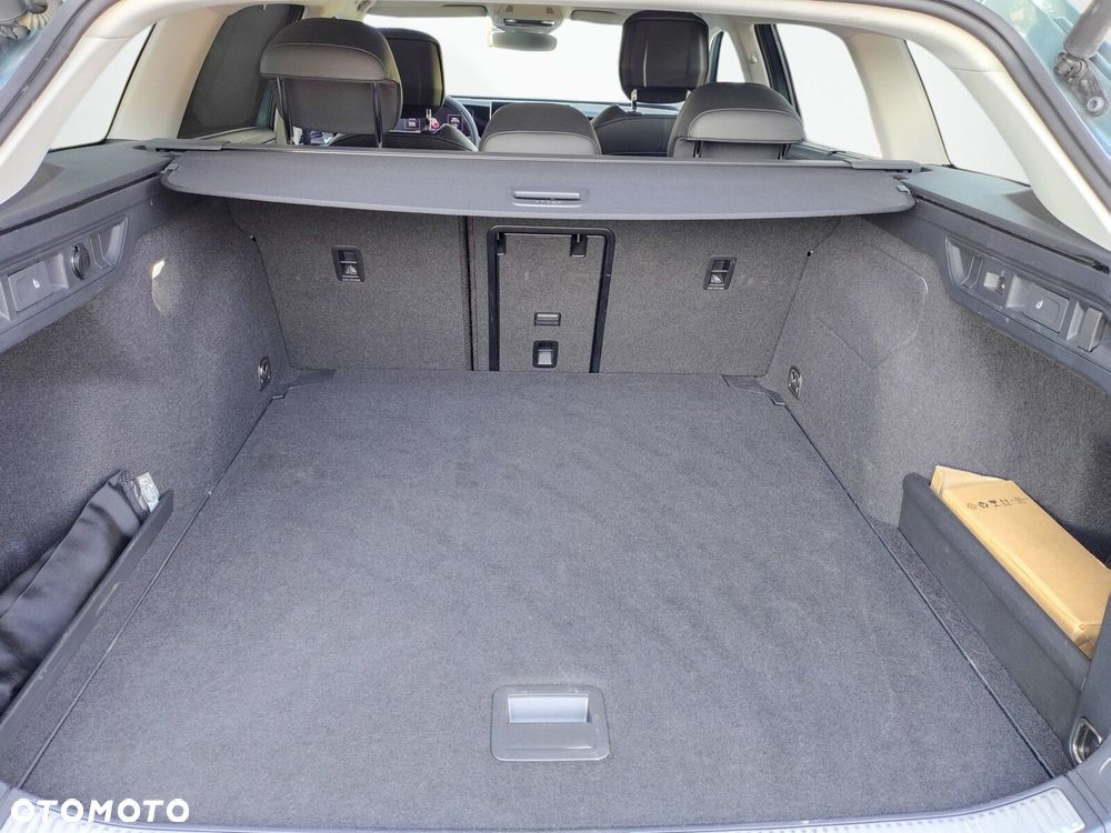 Volkswagen Passat - 15