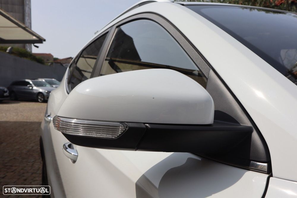 MG ZS EV Luxury - 6