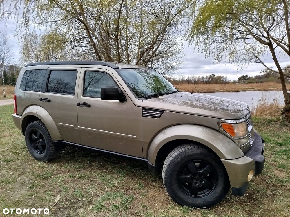 Dodge Nitro - 40