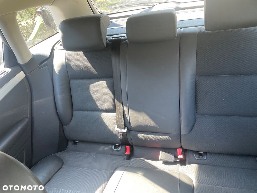 Audi A3 Sportback 1.6 FSI Ambiente - 10