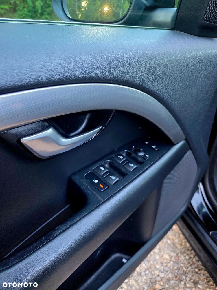 Volvo V70 D4 Momentum - 13