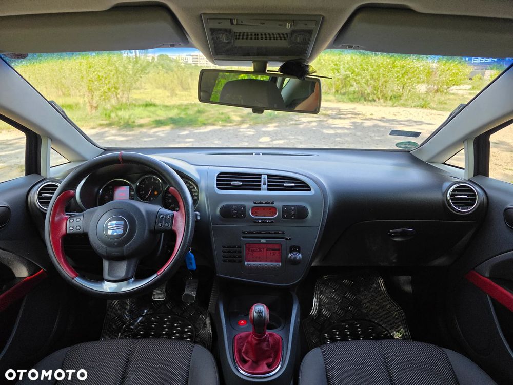 Seat Leon 1.8 TSI Style - 9