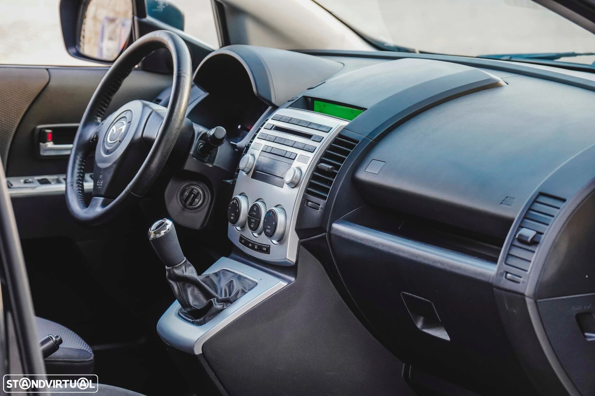 Mazda 5 - 13