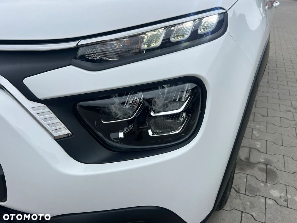 Citroën C3 1.2 PureTech Shine - 33
