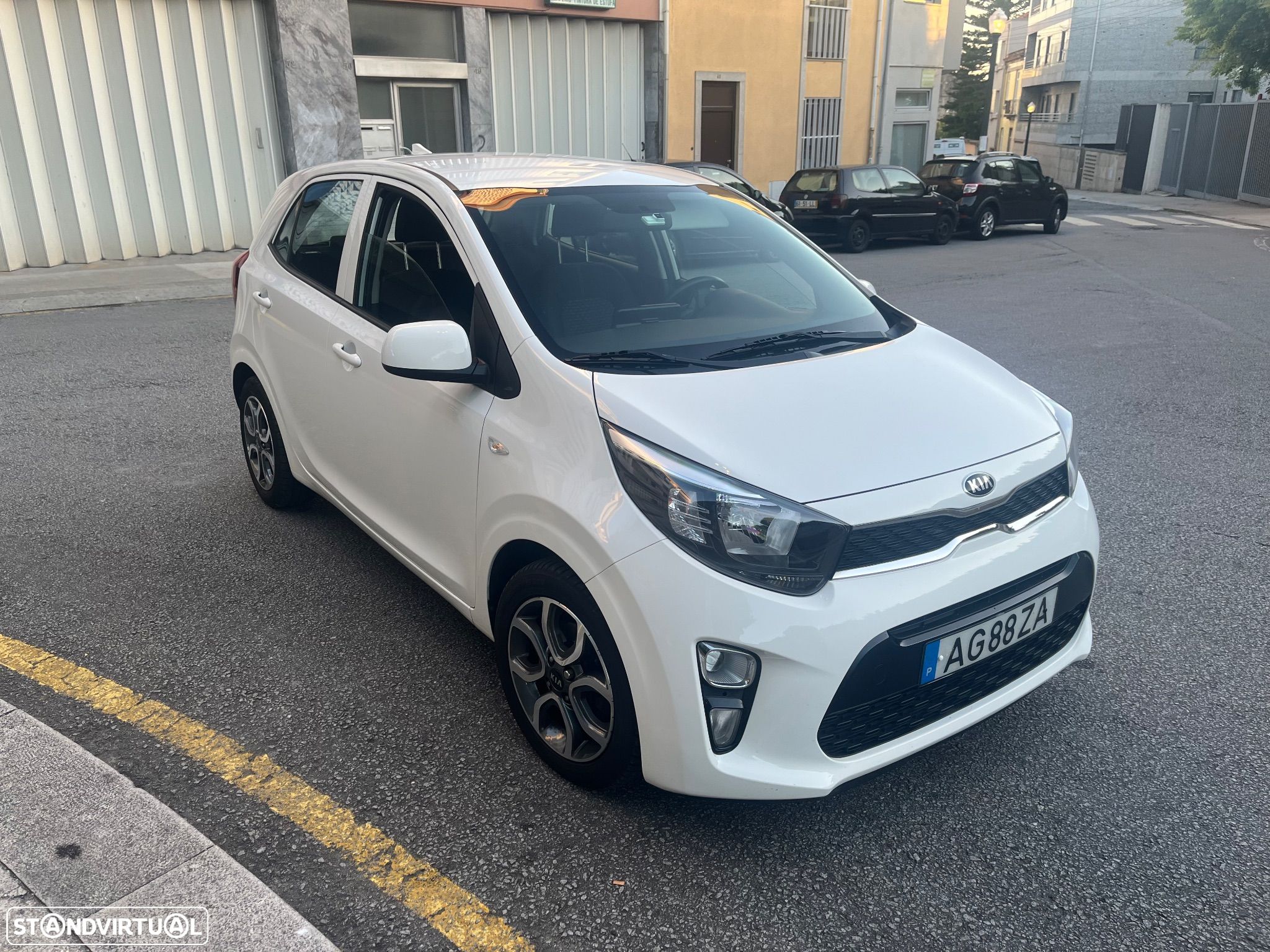 Kia Picanto 1.0 CVVT Urban - 1