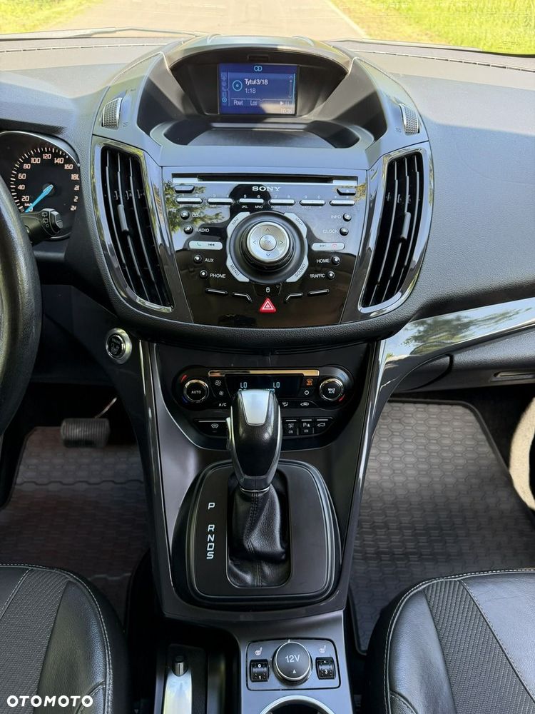 Ford Kuga - 36