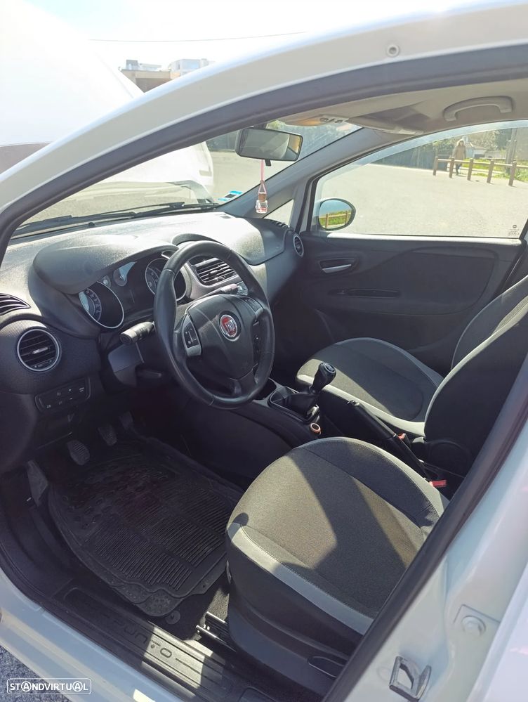 Fiat Punto 1.3 M-Jet Easy S&S - 4