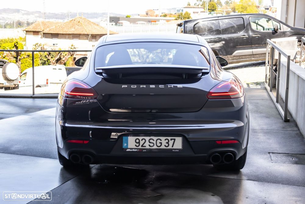 Porsche Panamera Platinum Edition - 7