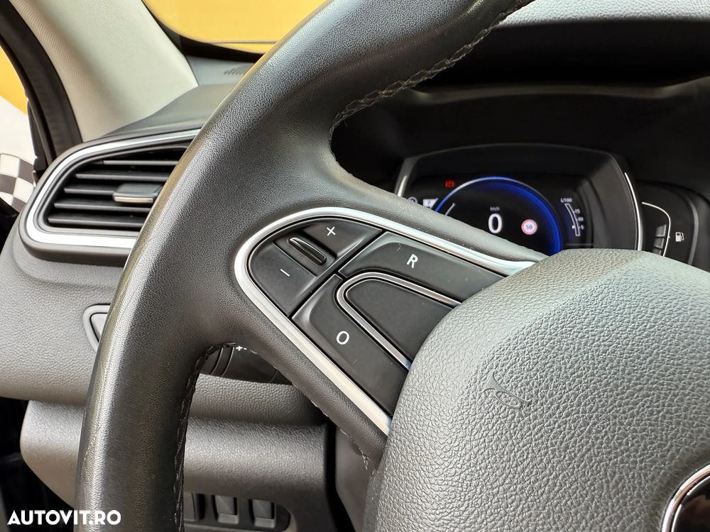 Renault Kadjar BLUE dCi EDC Intens - 12