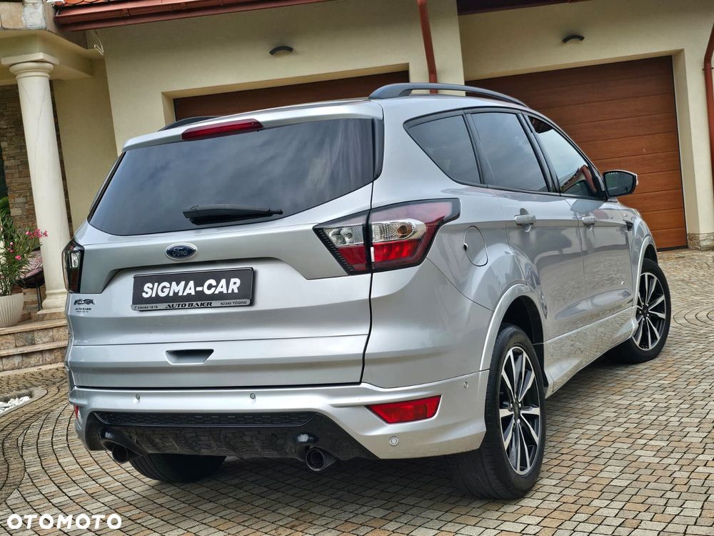 Ford Kuga 2.0 TDCi 4x4 ST-Line - 23