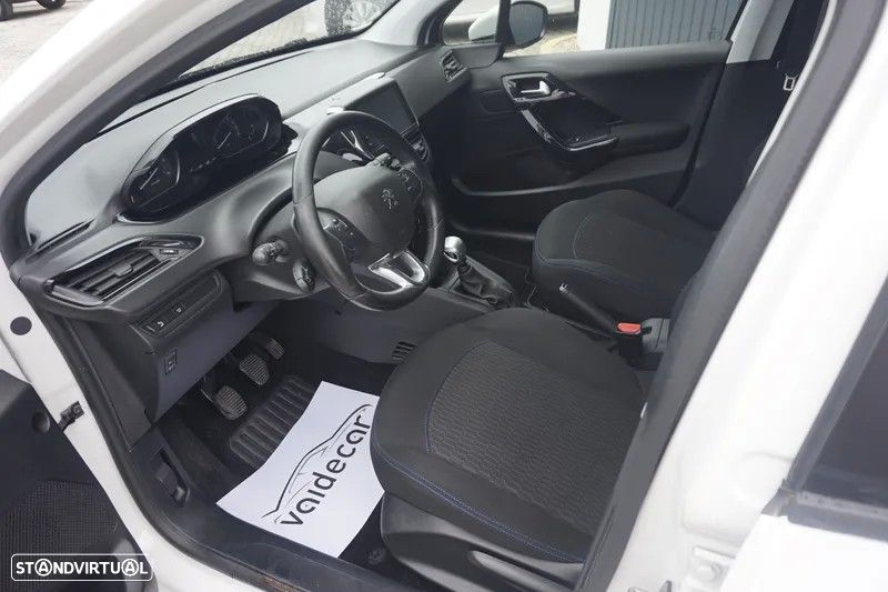 Peugeot 208 1.5 BlueHDi Signature - 7