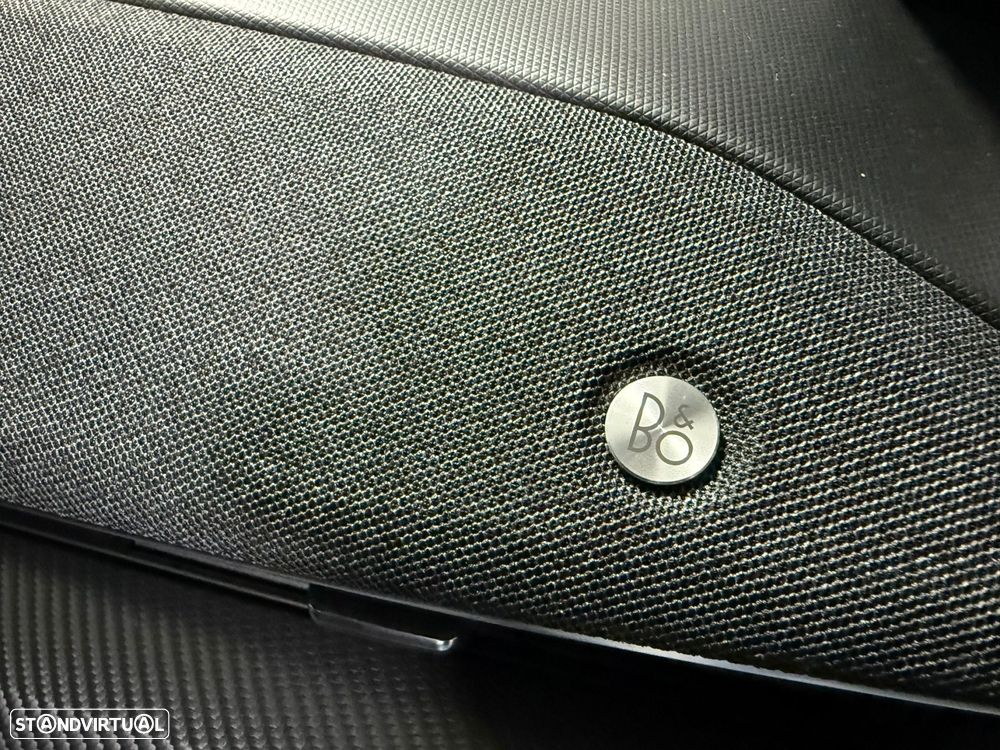 Ford Mustang Mach-E 98.7 kWh Premium AWD - 32