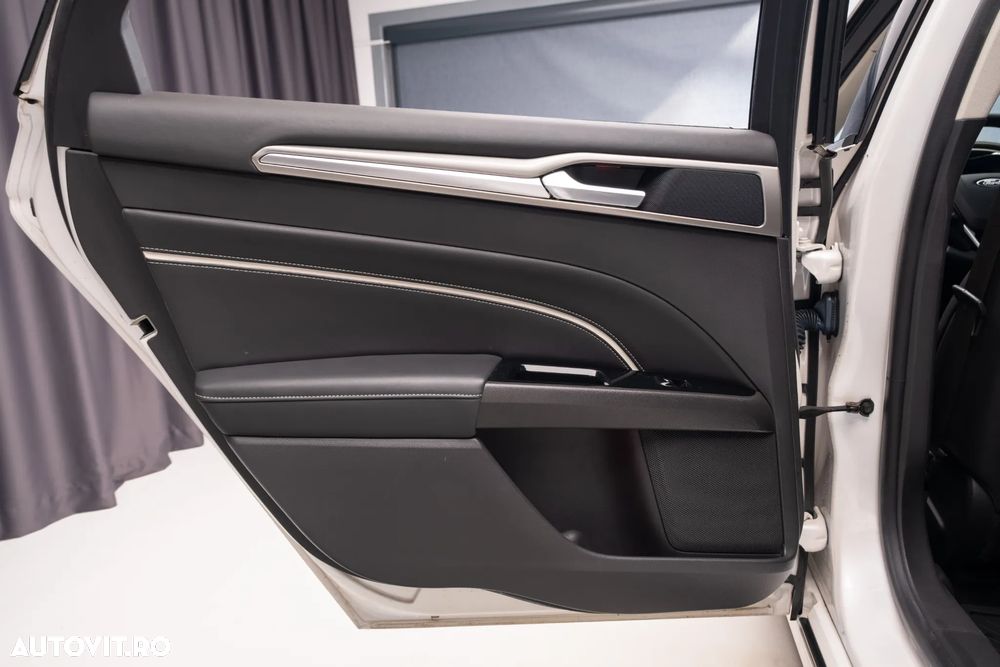 Ford Mondeo 2.0 CVT VIGNALE - 23