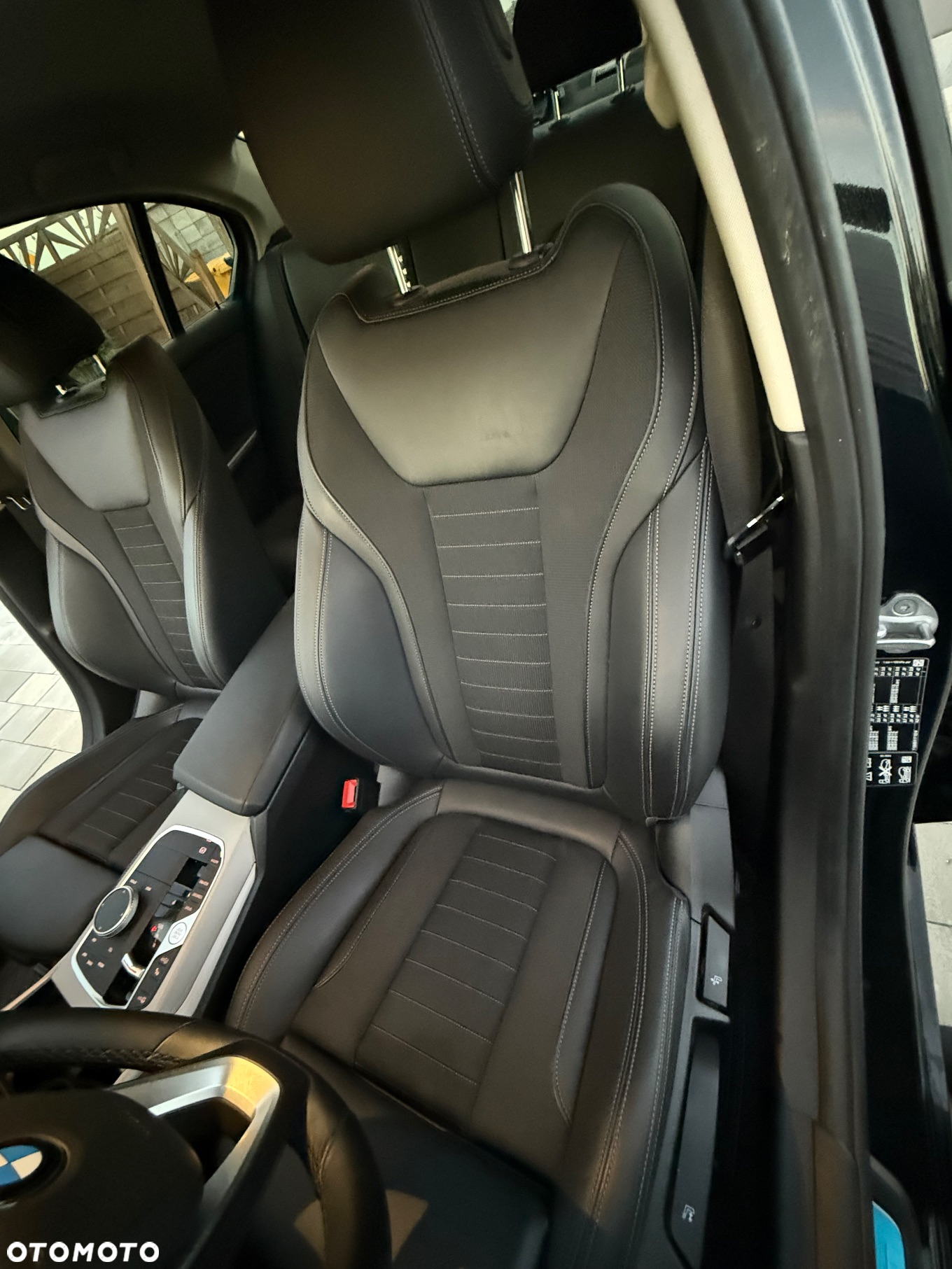 BMW Seria 3 320i xDrive - 17