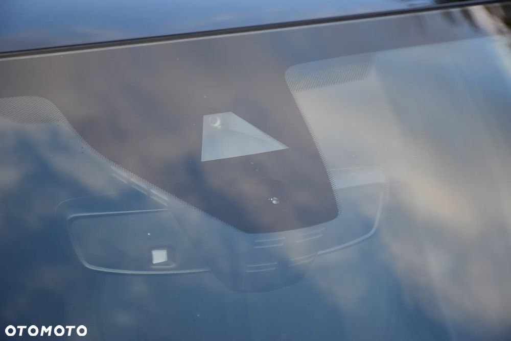 Peugeot 208 PureTech 100 GT - 9