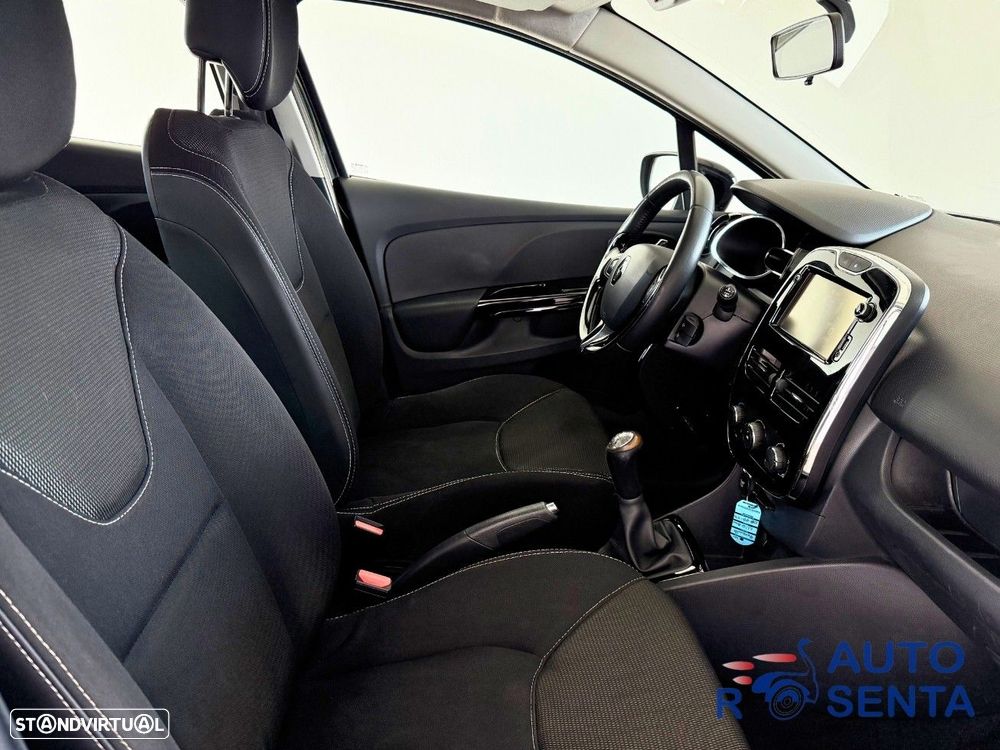 Renault Clio Break 1.2 16V Confort - 14