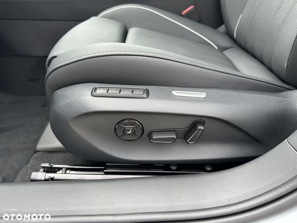 Volkswagen Passat Variant 1.5 TSI EVO Elegance DSG - 13