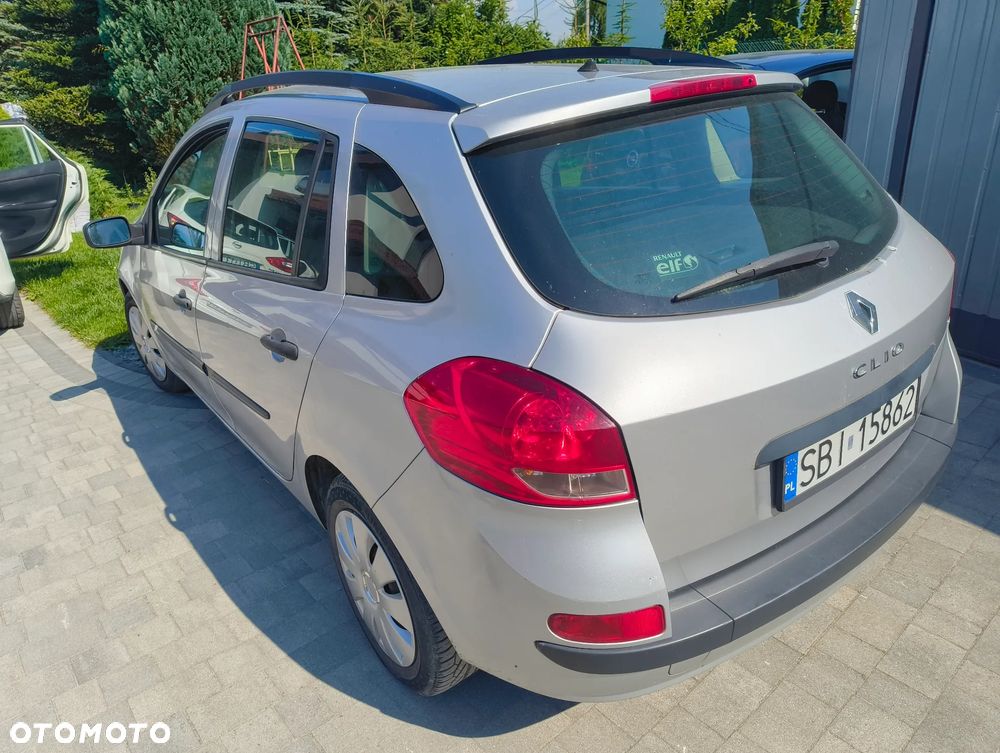 Renault Clio 1.2 16V Authentique - 2