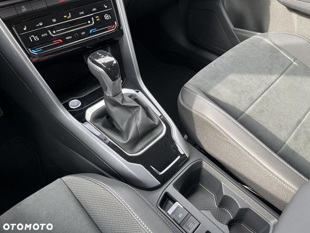 Volkswagen T-Roc - 11