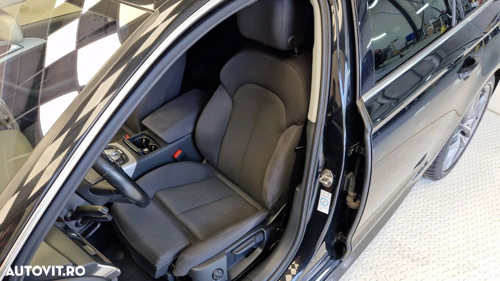 Audi A6 - 12