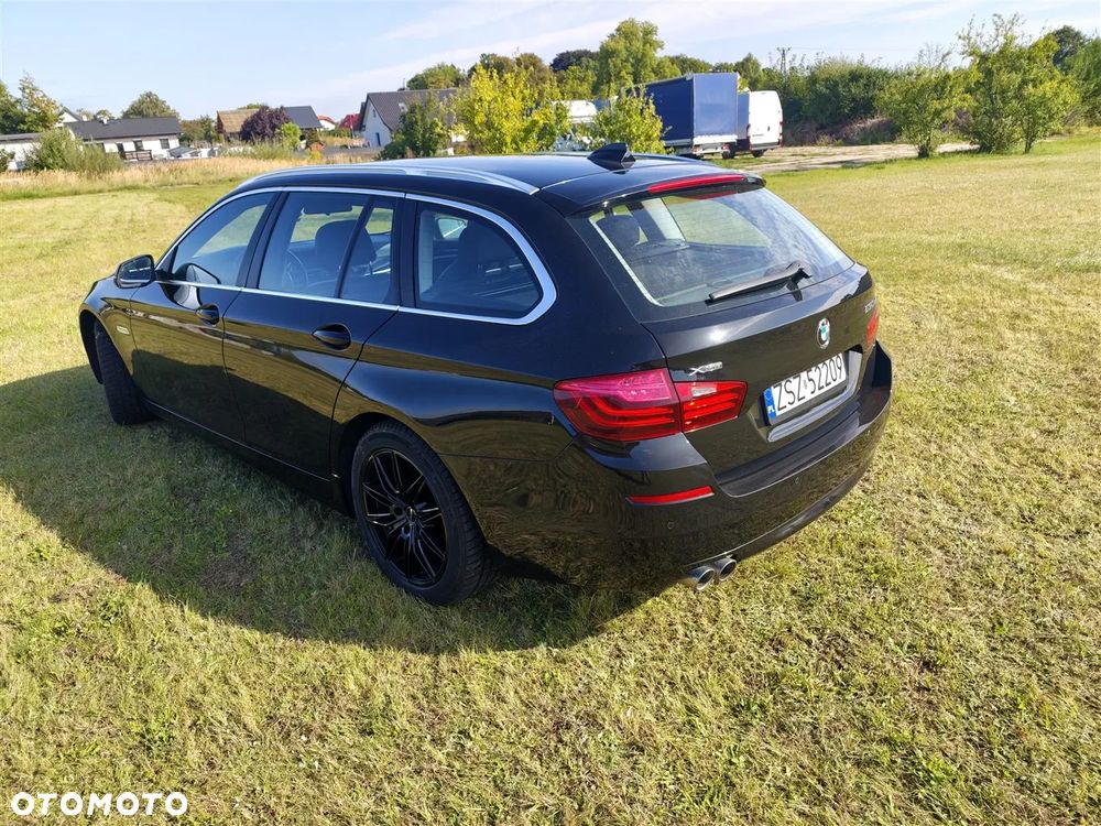 BMW Seria 5 530d xDrive - 17