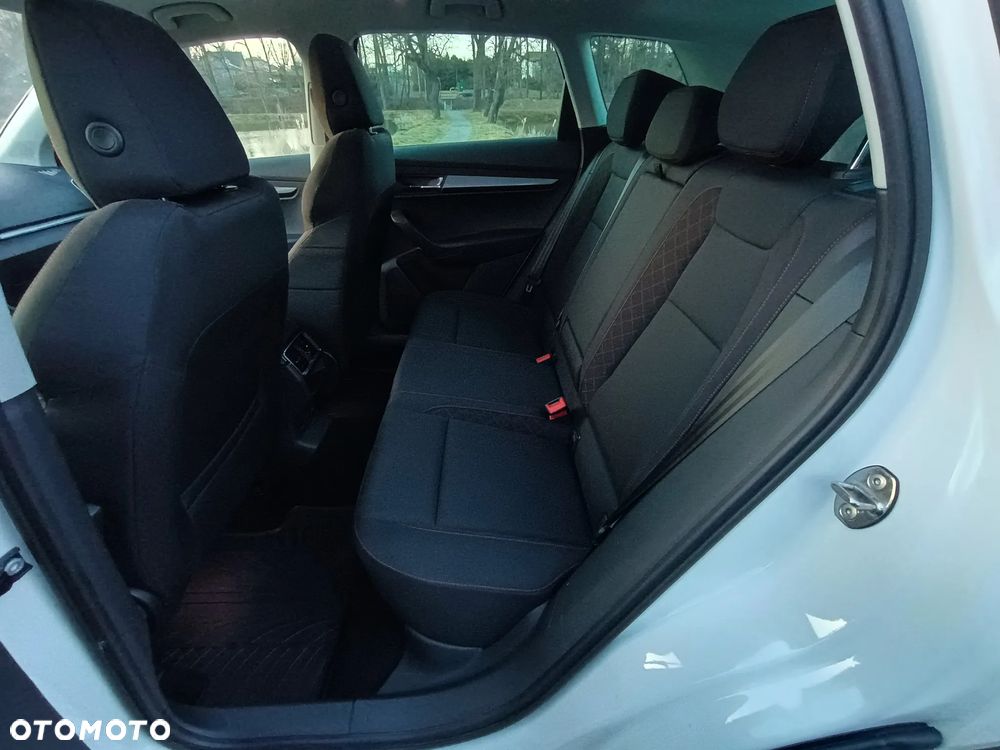 Skoda Karoq 1.5 TSI ACT DSG Ambition - 19