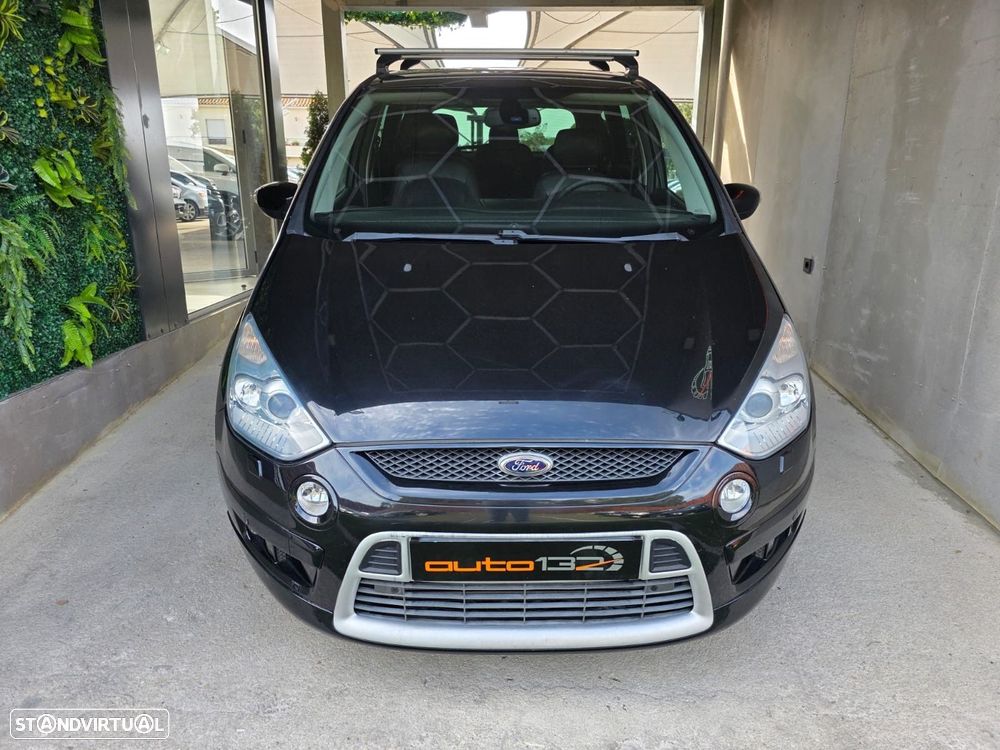 Ford S-Max 2.2 TDCi Titanium 7L - 37