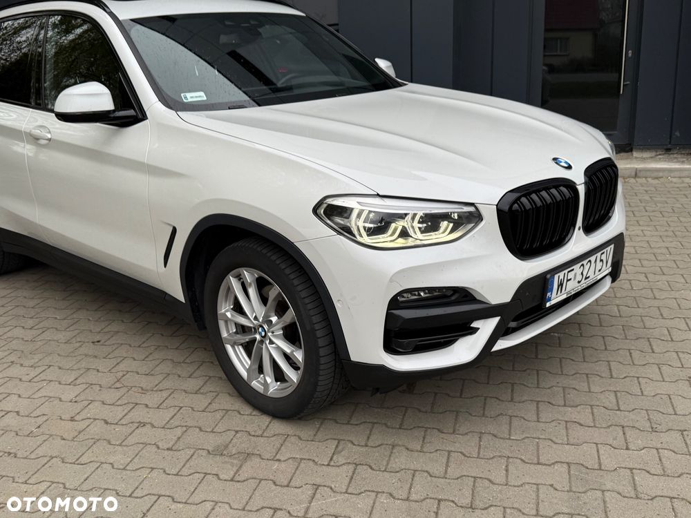 BMW X3 xDrive20d MHEV xLine sport - 9