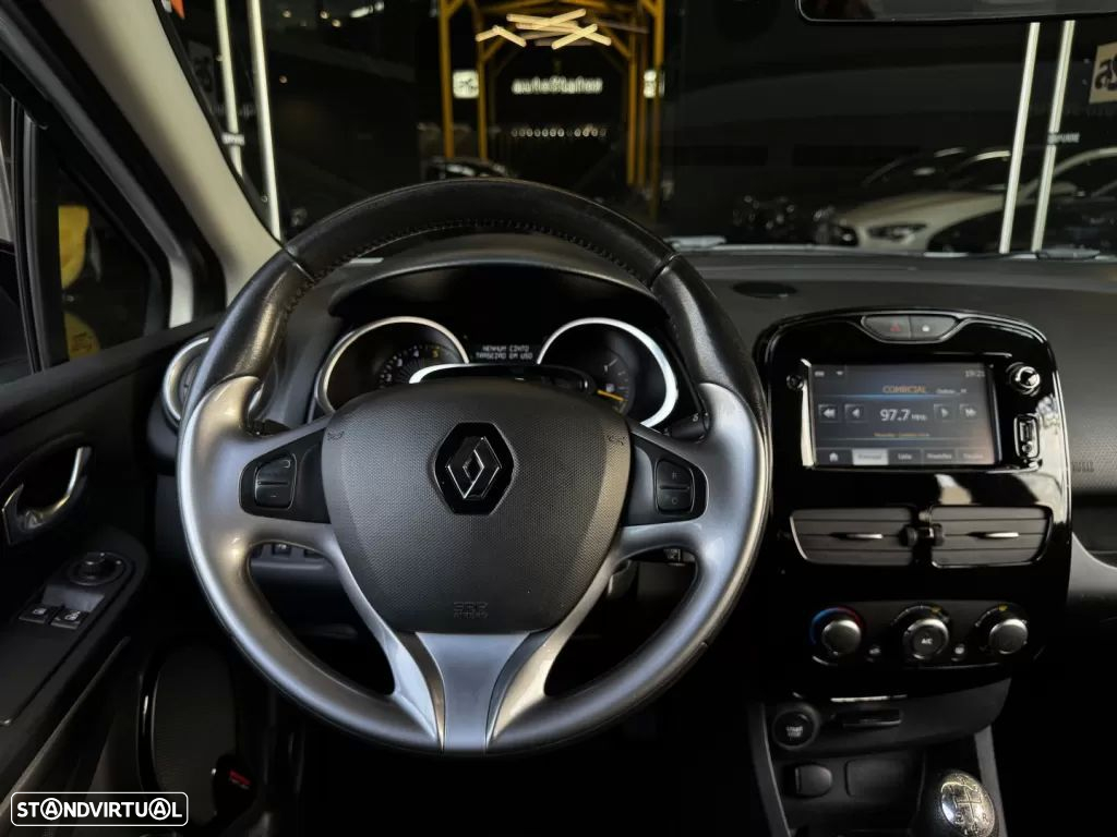 Renault Clio Sport Tourer 1.5 dCi Dynamique S - 27