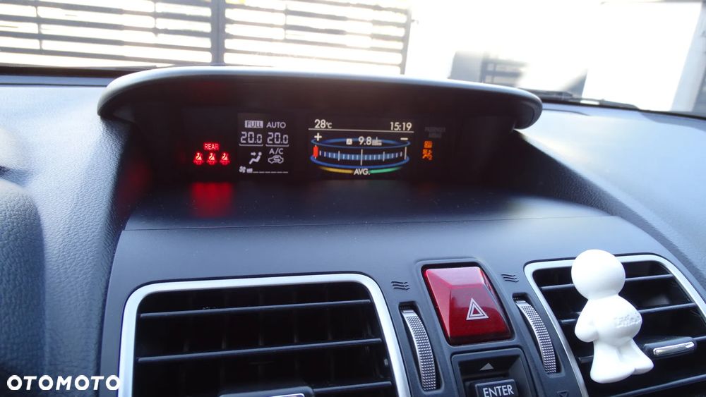 Subaru Forester 2.0 i Exclusive Lineartronic - 20