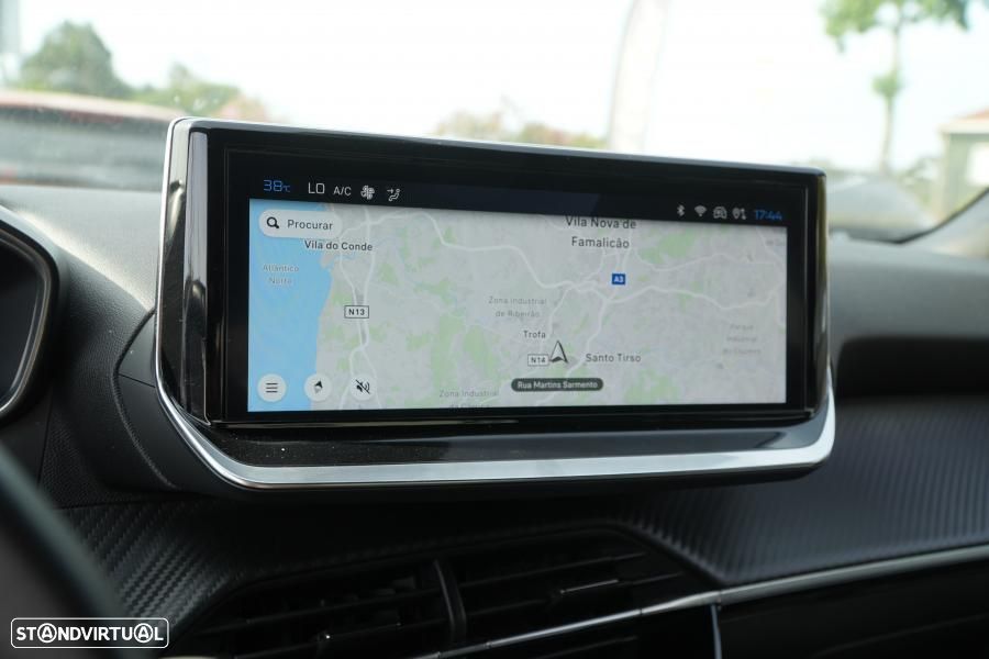 Peugeot 2008 PureTech 130 EAT8 Allure Pack - 8