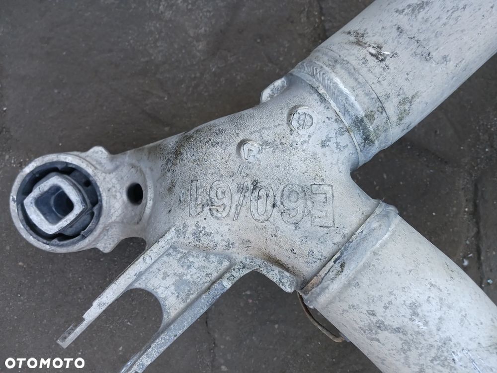 Sanki tylne belka wózek trawers BMW 5 E60 E61 4027011 sedan 3,0L 4,4L - 5