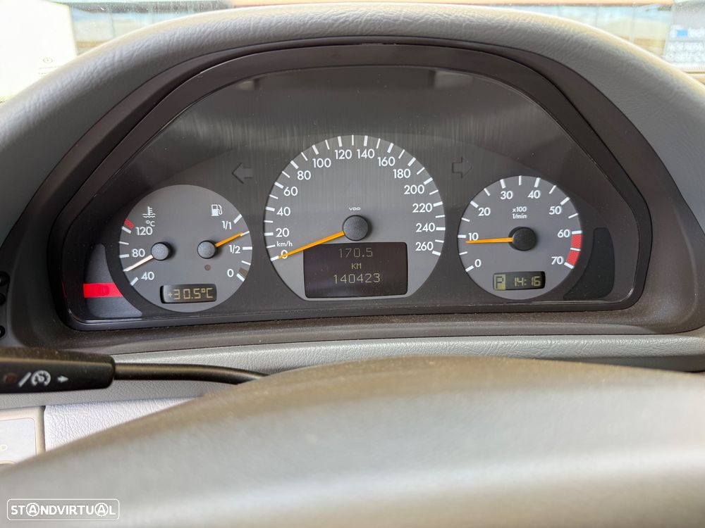 Mercedes-Benz CLK 200 - 13