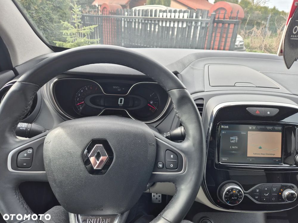 Renault Captur - 16
