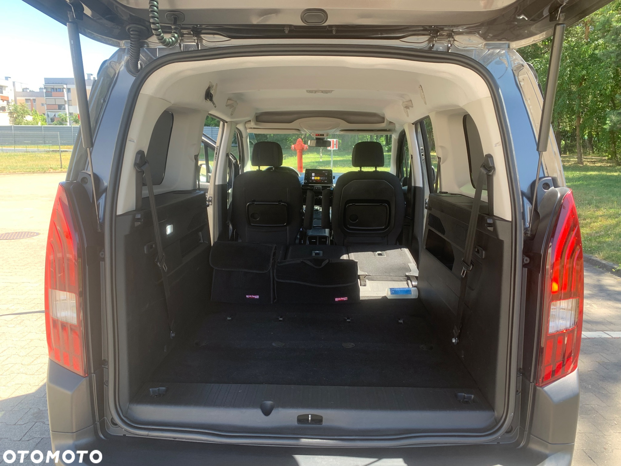 Peugeot Rifter N1 BlueHDI 130 L2 EAT8 Allure - 21