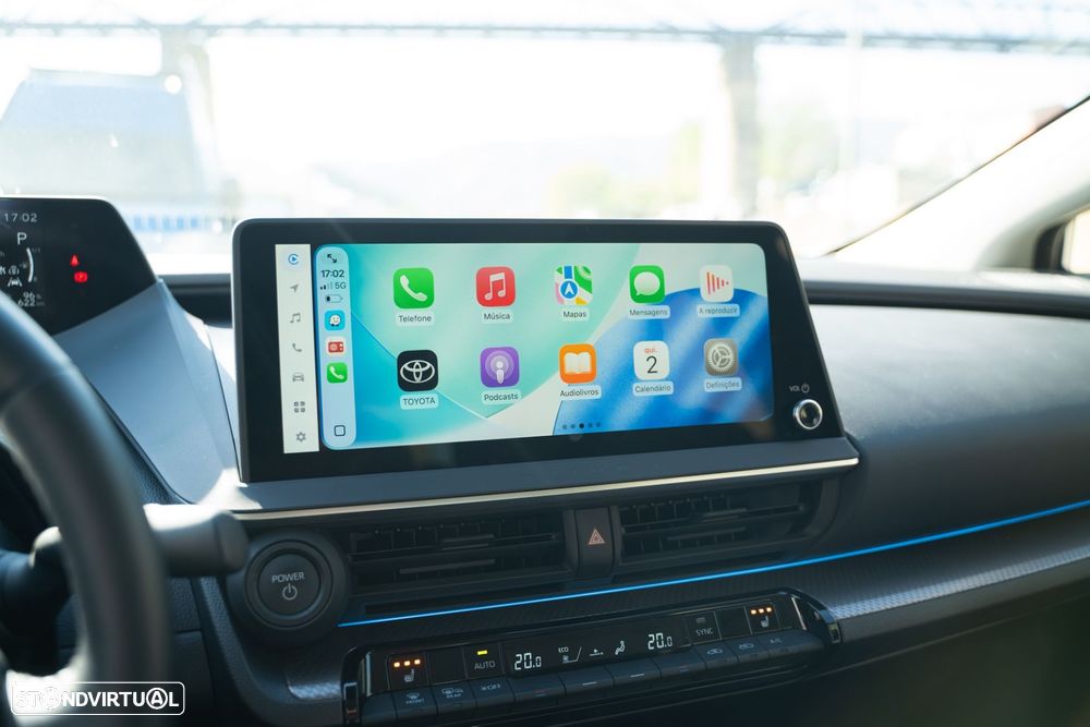 Toyota Prius 2.0 Plug-in Luxury - 19