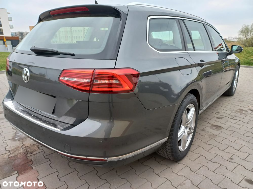 Volkswagen Passat - 38