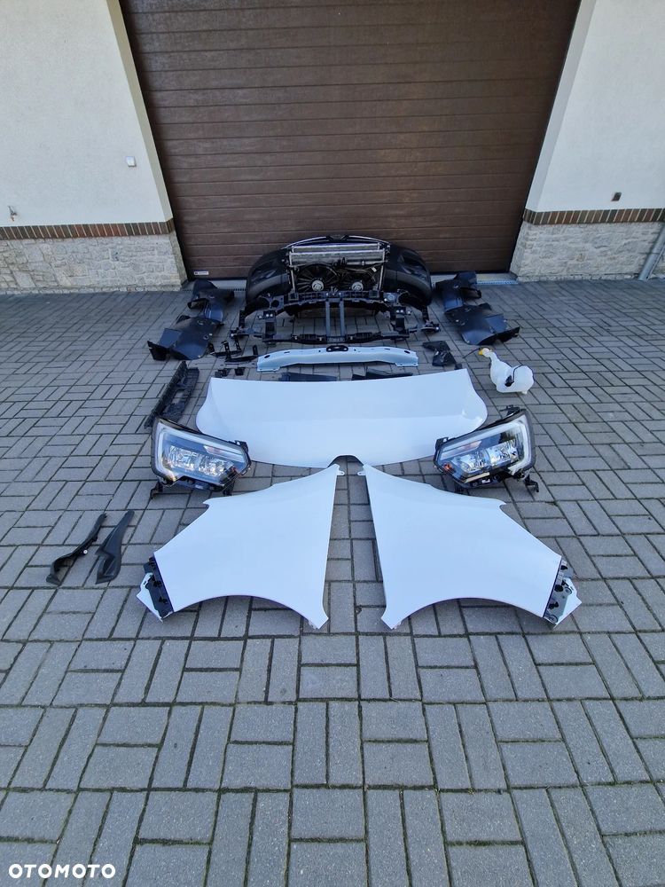 MASKA BŁOTNIK ZDERZAK LAMPY RENAULT MASTER IV 2024r - 2