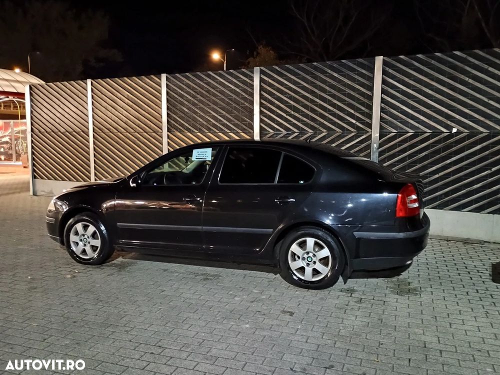 Skoda Octavia 1.6 MPI Elegance - 8