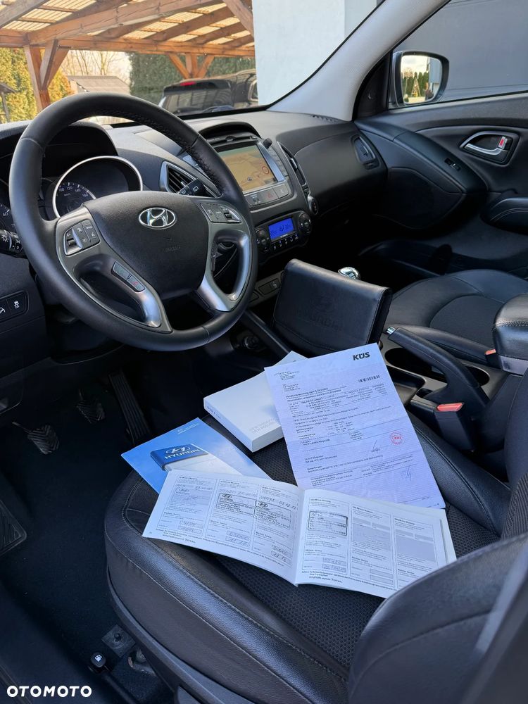 Hyundai ix35 2.0 4WD Style - 19