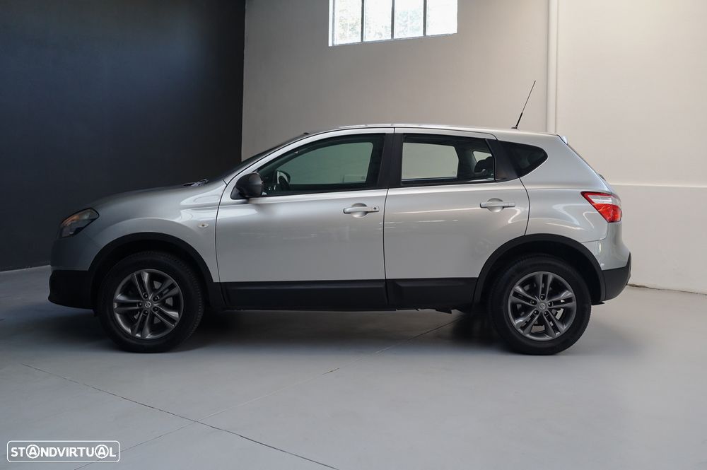 Nissan Qashqai 1.5 dCi 360 - 13
