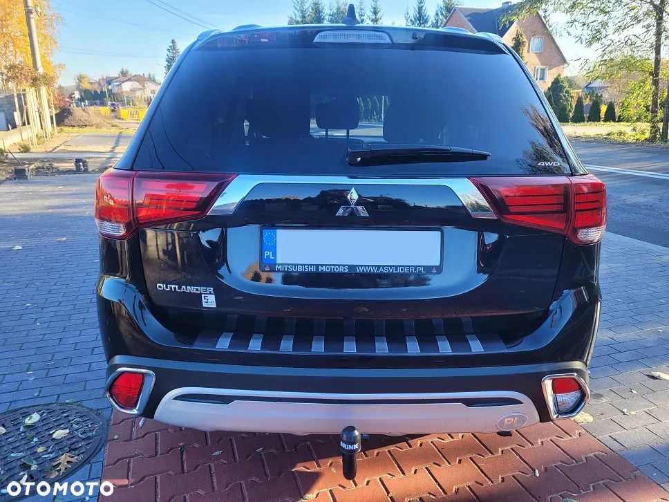 Mitsubishi Outlander 2.0 Intense + Navi 4WD CVT - 5